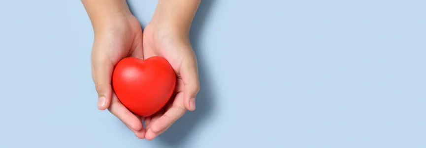 赤いハートを持っている人